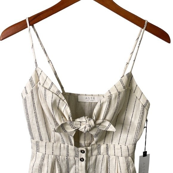 ASTR the Label Linen Sleeveless Button Front Dress Cut Out Tie Detail Pockets - Picture 9 of 16